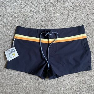 Women’s board shorts
